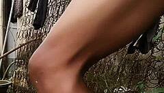 Sensasi Coli Di Luar Ruangan Di Belakang Rumah Tetangga