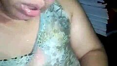 amateur latina puta leiteira gives handjob and deepthroat in hairy big tits massage scene