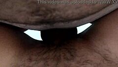 Casadinha amadora portuguesa se entrega em masturbação caseira quente