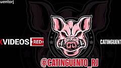 esse puto veio da rua suado com pé suado pau suado daquele jeito feet fetish