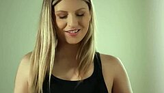 Descriptive Athletic Hottie Rebecca Volpetti Hooks Up for No Strings Sex with Stranger