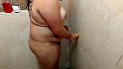 Fat bbw contrasts shower excitement with new dildo's sexy deepthroat thrill