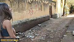 A filha do patrão chamou o peão pro mato pra uma aventura selvagem e excitante