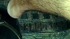 Bruna Silva hotwife no clássico dando no pelo e recebendo porra na buceta dentro do carro!