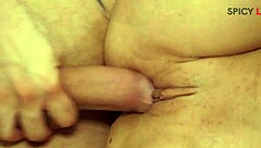 Ei bombeiro Julius, abre a porta e a buceta dessa ansiosa Luna Dark com peitos grandes e garganta profunda!