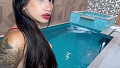 meu brinquedinho no cuzinho louca por pau de verdade!