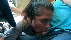 Wife boldly swallows jizz from lucky uber driver in outdoor blowjob session