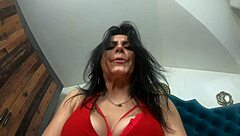 Milf demands hot pussy fucking