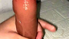 I jerk off my dildo with hands in this homemade solo toy session for you!