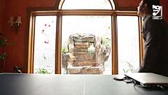 Conversational-neutral title about a Mexican girlfriend with attractive features in casual video