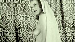 Dark Lantern's Steamy Vintage MILF Action