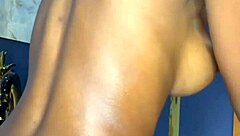 Negrita whore masturbates and cums so hard!