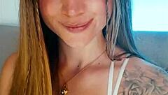 tattooed babe loses it all wild and crazy 😜🔥💦