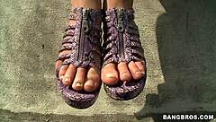 babe sucks toes footjob intense toe licking