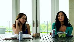 sara luvv chloe amour lesbian pussy licking