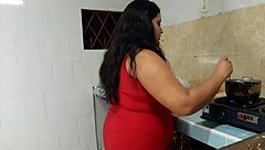 big ass ebony bodybuilder begs for kitchen ass worship pounding