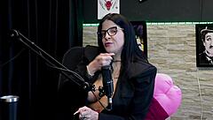 Morena demos sloppy blowjob after fake orgasm confession!