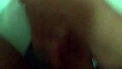 me jalo la verga en el baño hasta explotar 😏💦