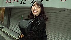 Uber delivery babe greets with instant deepthroat suck then BACK pounding god ass 3P bliss