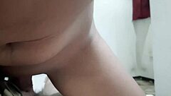 petite pinay's tight asian pussy filled in first sextape