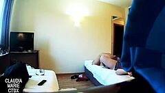 una gorda y chico follan con semen y masturbacion umm