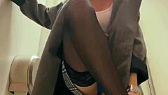 malls heat up with seductive fingering shows