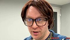 Newbie amateur sucks nerd cock