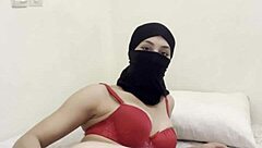 shy niqab arab teases rubbing juicy pussy slow
