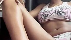 Sexy Ebony Eats Juicy Pussy