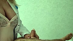 masseuse stunned by client's huge throbbing cock