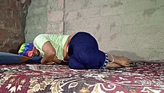 bhabhi takes cock deep in her mouth