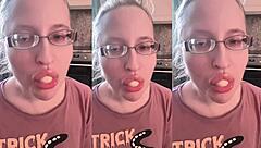 chewing asmr bubble gum makes my huge tits bounce teasingly