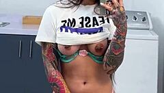 big titty latina fingers juicy pussy to wild orgasm before work 💦