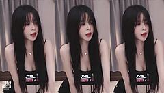 Sexy Chinese Babe Dances with Big Tits and Slim Body