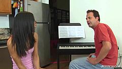 Teen Pays Lesson With Pussy And Blowjob Skills