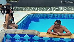 Silvana Lee Tempts Fitness Guy with Curves in Pool