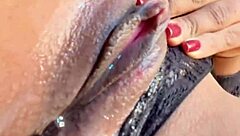 Ninfomanica collapses from multiple pussy orgasms