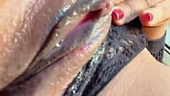 Ninfomanica collapses from multiple pussy orgasms