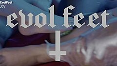 your tongue on my feet makes my pussy wet