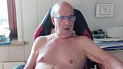 milf nylon footjob handjob preview gets sloppy.