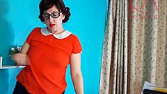 naughty sexretary flashes pussy under desk cam