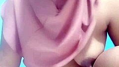 Indonesian hijab girl big pussy dildo masturbation orgasm
