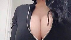 Big titted latina influencer begs for adult content support now