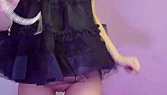 Girlfriend thanks for chocolates then rides huge dildo