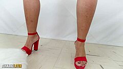 Caro Canela Colombian nympho drenched in massive bukkake cumshots