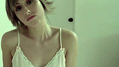 i'm daphne dare your little nympho craving that deep cumshot