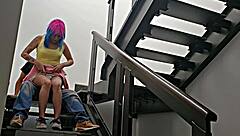 vecina pide rapidin en escaleras casi pillados