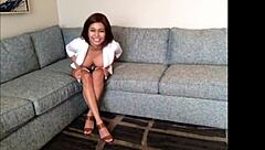 Aaliyah hadid chats with goldencockproductions porn mom