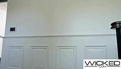 kenzie taylor rescues vanessa sky for steamy pussy eating session