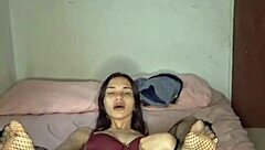 Compulsive brazilian close-up turns cute emo creamy